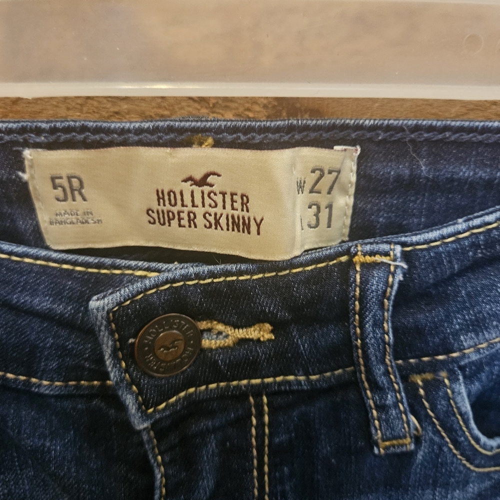 Hollister Women's Dark Blue Skinny Jeans - Picture 7 of 8